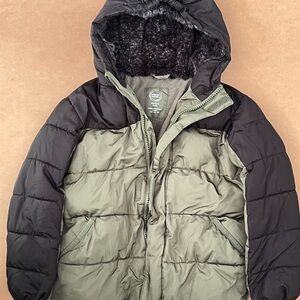 wonder nation Men's Hooded Puffer Jacket in Olive Green and Black